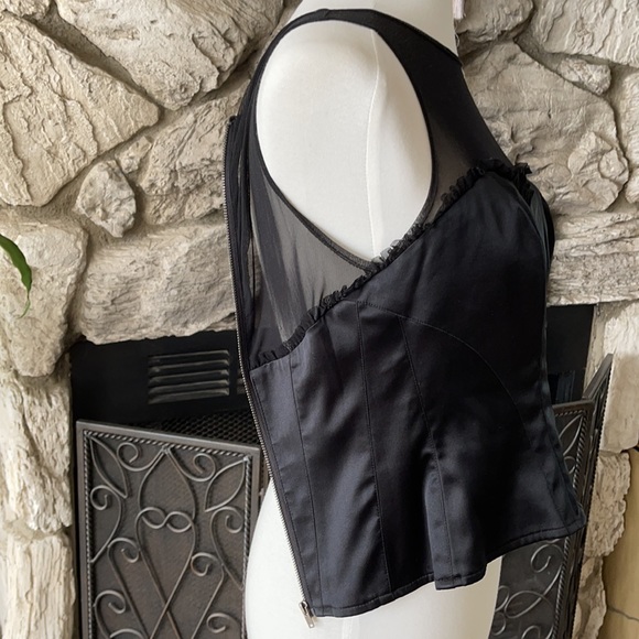 Top - Picture 4 of 7